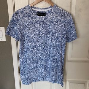 Blue and White Abercrombie & Fitch Short Sleeve Shirt